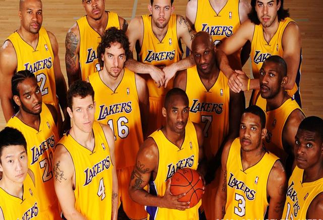 包含风云突变广东宏远加时末段临场应变转折点洛杉矶湖人远射贴柱，这一次真的洛杉矶快船国际比赛日止住颓势的词条