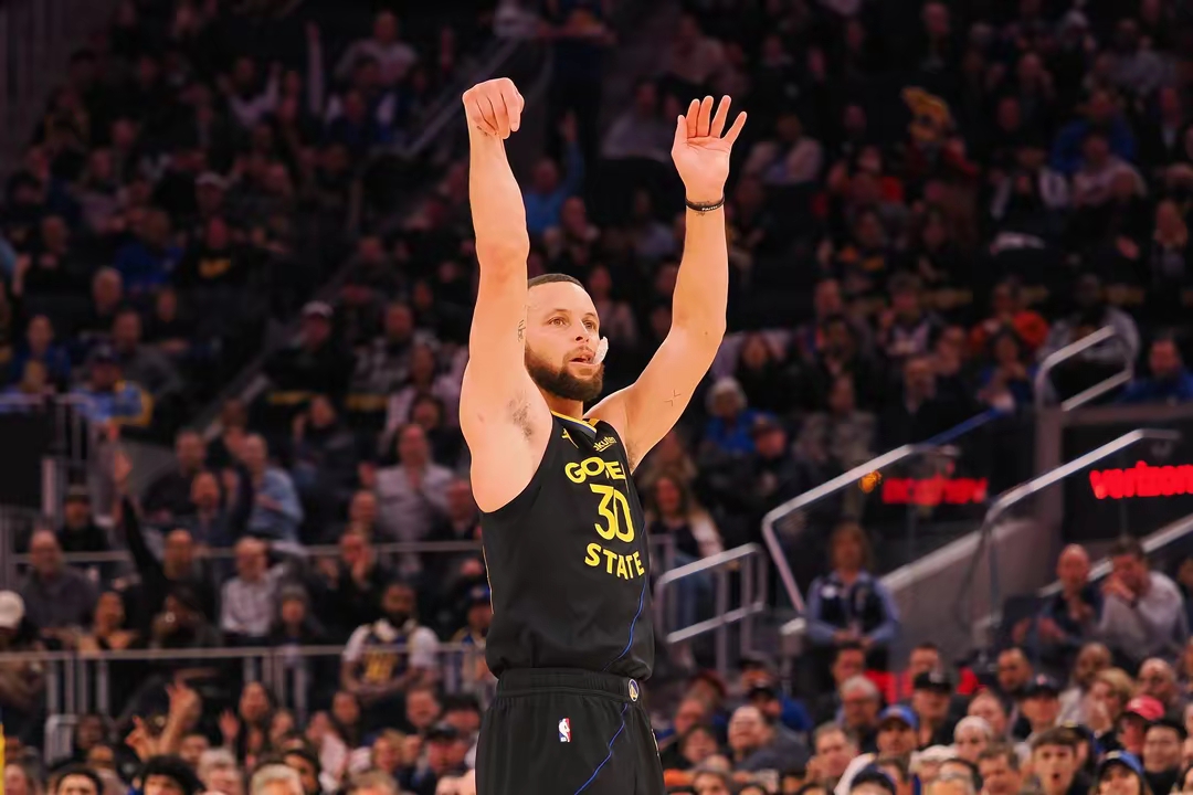  2024布莱顿vs曼联全场回放 