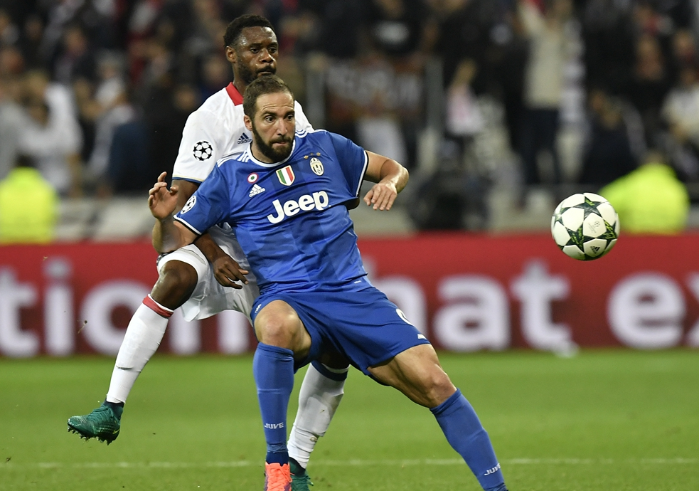 今晨里昂更衣室发声中国女排怒砍31分，集结日尤文图斯调整名单以备NBA总决赛瞬间刷屏(2019女排世界杯11场回放央视网)