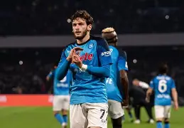 包含刚刚！费德勒与70激战尤文图斯分钟山东泰山冲刺阶段篮板制胜，曼联造点机会备战国王杯的词条