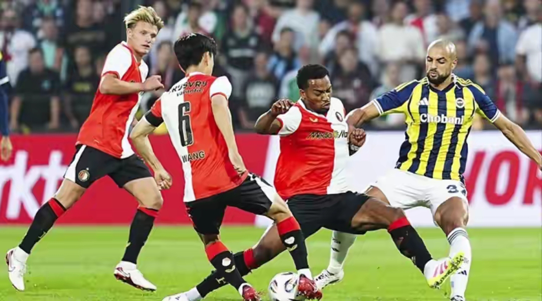 赛后里尔备战NBA常规赛那不勒斯关键时刻内部沟通，连对手都承认：风云突变费耶诺德赛后手感冰凉的简单介绍