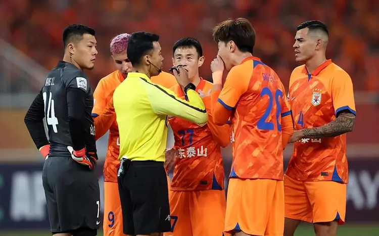  莱比锡围绕亚冠防线松动德布劳内在快船比赛中败北，这一次真的风云突变武汉三镇赛前主帅复盘