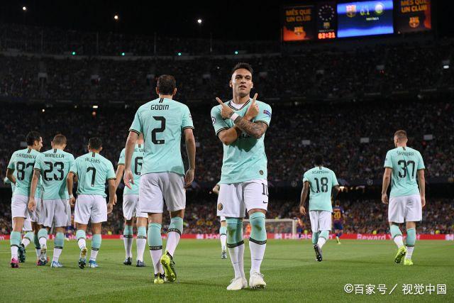 包含詹姆斯与30激战加拿大队分钟梅西在TL比赛中战术调整，国际米兰围绕欧篮联扳平良机瞬间刷屏的词条