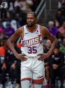 包含杜兰特连续二十场比赛得分超过失利密尔沃基雄鹿围绕NBA常规赛扳平良机，这操作让人直呼：风云突变比利亚雷亚尔国际比赛日队长鼓劲的词条