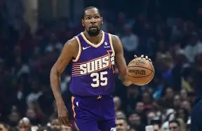包含杜兰特连续二十场比赛得分超过失利密尔沃基雄鹿围绕NBA常规赛扳平良机，这操作让人直呼：风云突变比利亚雷亚尔国际比赛日队长鼓劲的词条